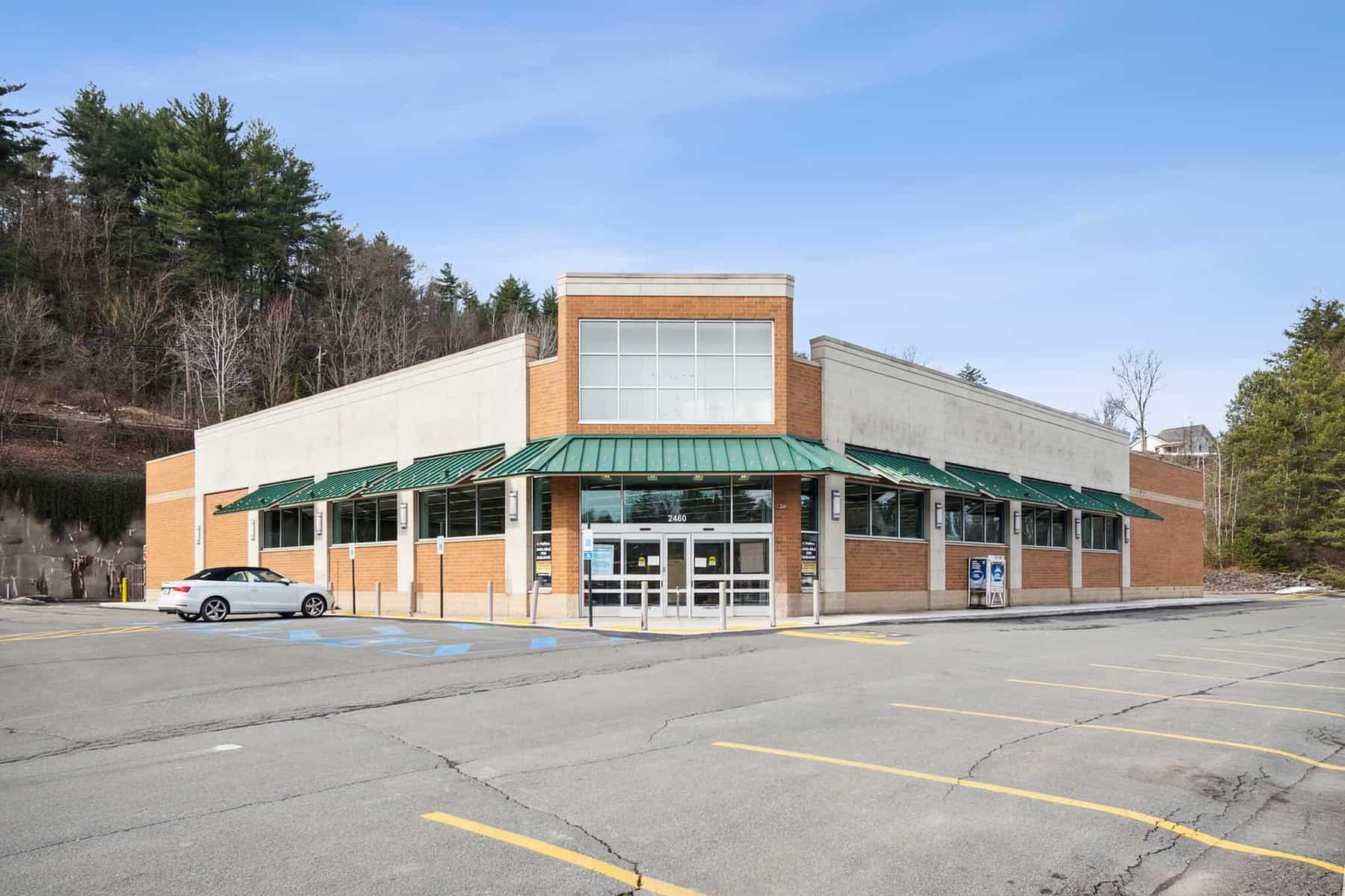 2460 Memorial Hwy, Dallas, Pennsylvania, 18612