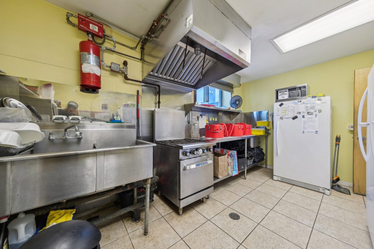 351 Sand Ln Staten Island New York