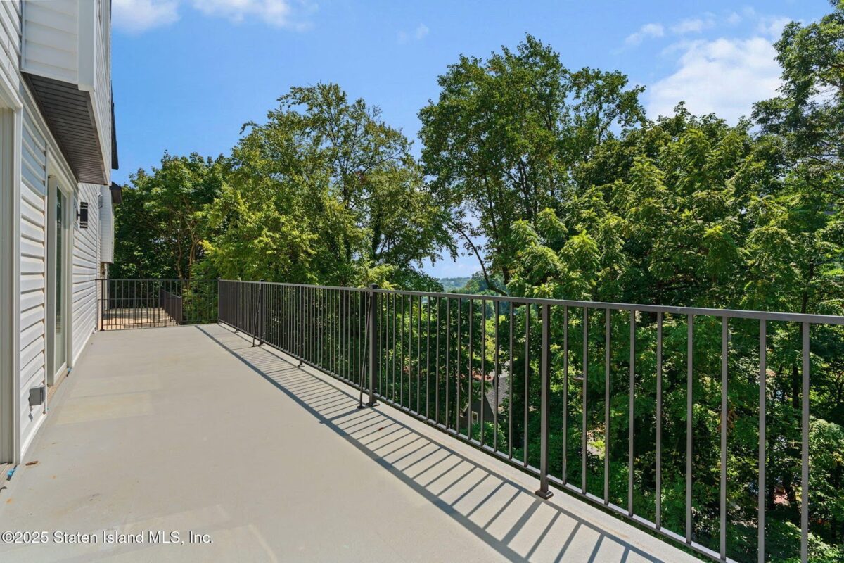 54 Cedarcliff Rd Staten Island New York
