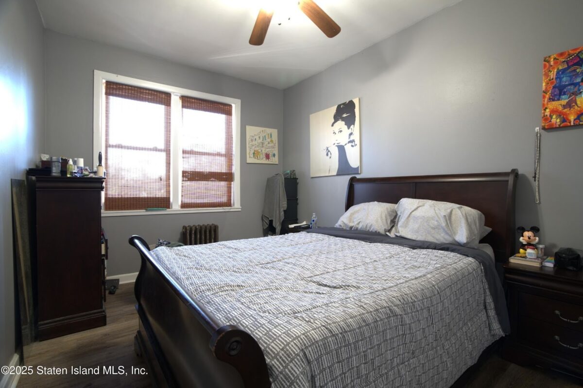 1235 Bay St Staten Island NY