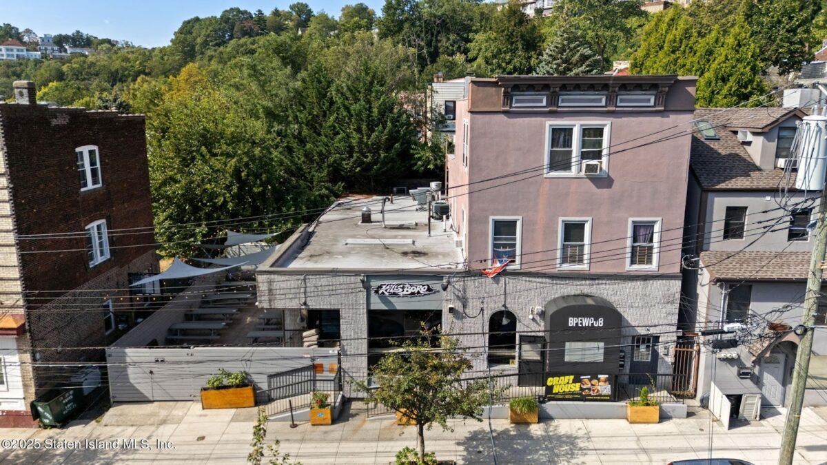 60-62 van duzer st staten island ny