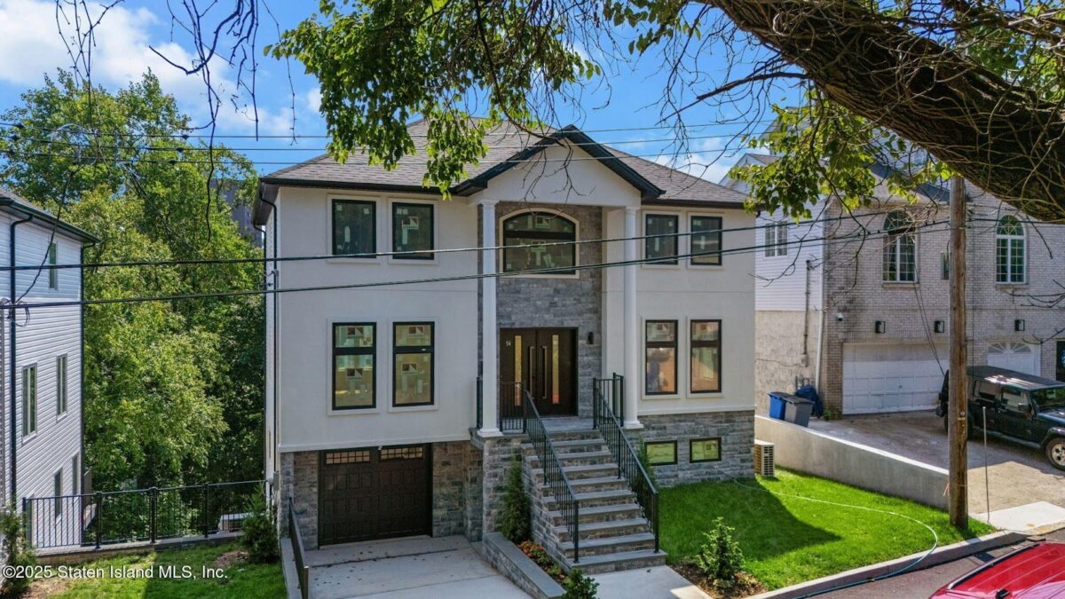 54 Cedarcliff Rd Staten Island New York
