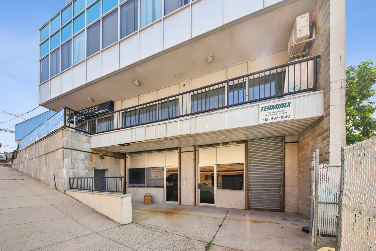 114 McClean Avenue, Staten Island, 10305